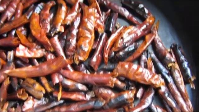 Canning Tomatillo Chile de Arbol Salsa -- homemade смотреть онлайн