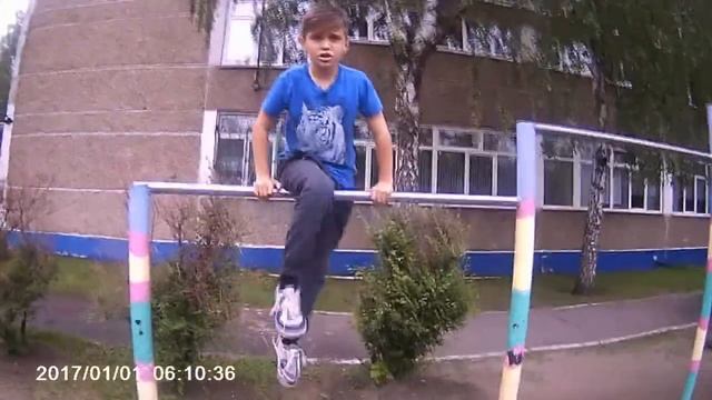 Турник(задний пистолетик) смотреть онлайн
