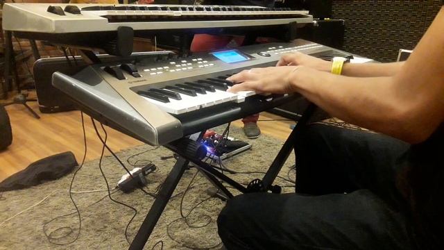 Ele sorriu pra mim - Eli Soares (key Cam) Cover смотреть онлайн