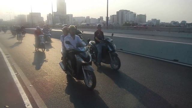 Хошимин, пешая прогулка смотреть онлайн