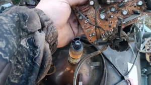 Заработок на хламе! Разобрал два телевизора на цветмет! Удалось кое что продать! Добыча меди!