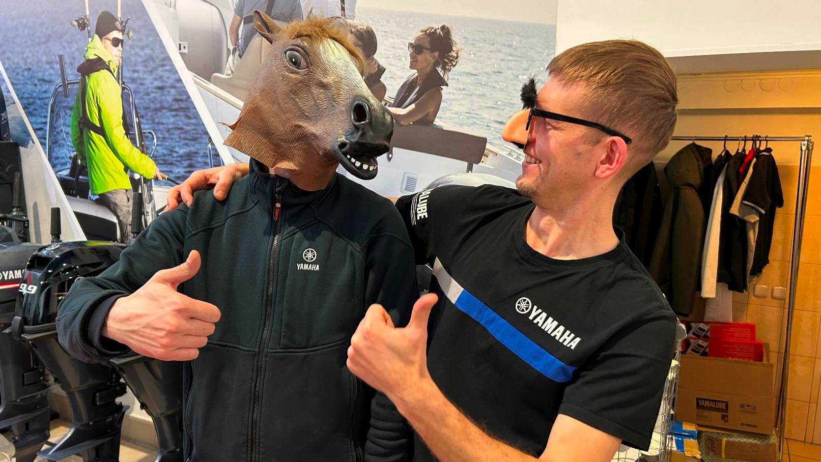 Барыги! На Авито моторы дешевле!!!!