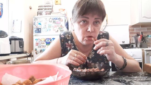 День Лентяйки , Мукбанг с поболтушками. смотреть онлайн