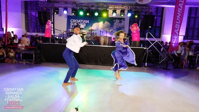 Osbanis & Anneta salsa cubana show performance - Croatian Summer Salsa Festival 2021, Rovinj смотреть онлайн