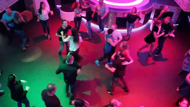 Rueda de casino in the Museum with Salsa Loca смотреть онлайн