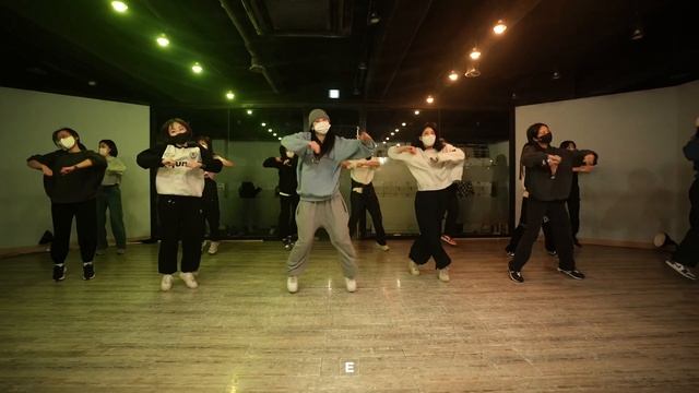 NewJeans - Ditto K-POP COVER DANCE YOON KIM смотреть онлайн