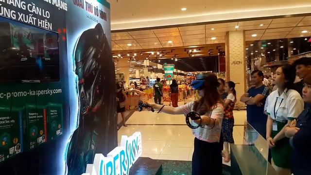 VR Game - Kaspersky, Tiêu diệt kẻ săn mồi смотреть онлайн