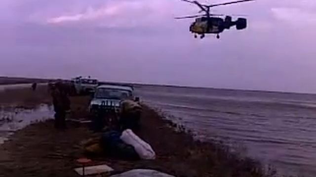 Hunters rescue from Caspian near Botakan (Atyrau) смотреть онлайн