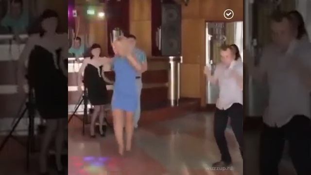 Парень или девушка? Кто танцует лучше, напиши в комментариях смотреть онлайн