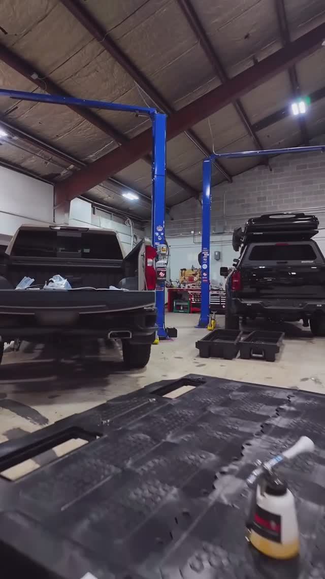 😎 Рабочие будни! Экспорт авто из США #автотюнинг #тюнинг #автоизсша #внедорожники #автоизамерики смотреть онлайн