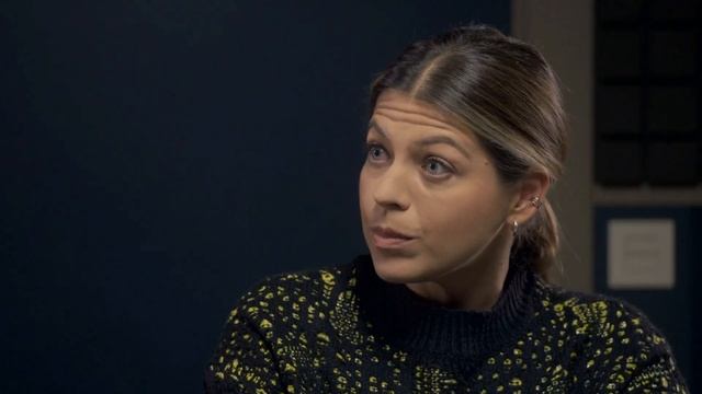 Capítulo 1355: Lidia y Néstor interrogan al vigilante de seguridad | Servir y Proteger TVE