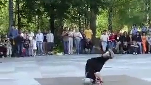 B-boy Demon смотреть онлайн