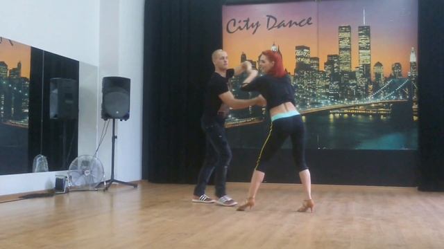 Salsa Cubana Lesson by CityDance смотреть онлайн