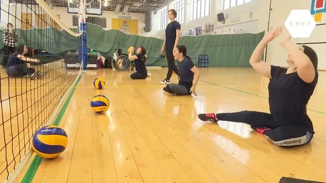 Каково играть в волейбол сидя? смотреть онлайн