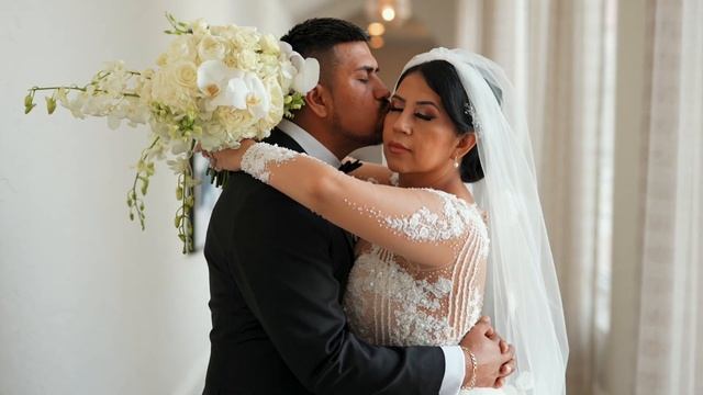 Evelia + Aldo Wedding Sneak Peek | Don Cesar Hotel смотреть онлайн