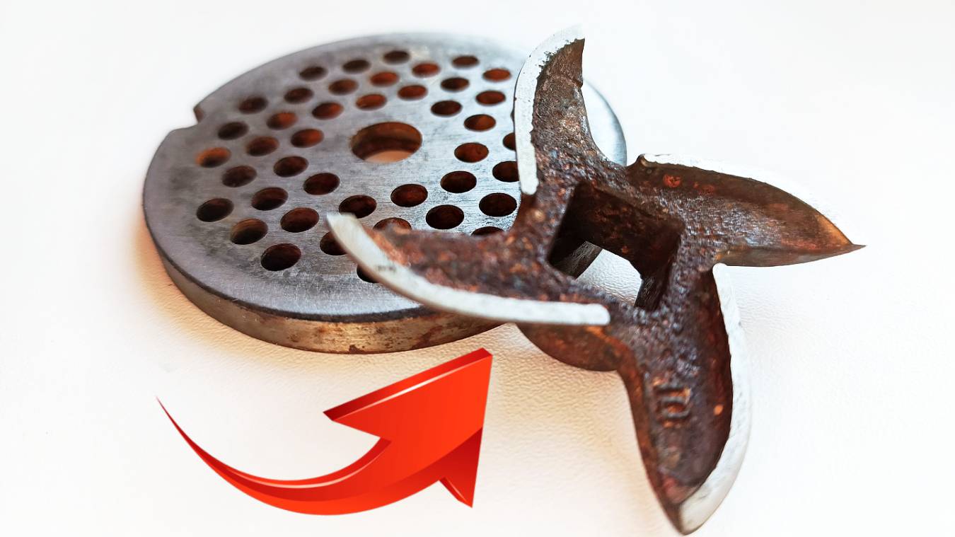 НОЖ как БРИТВА! РЕЖЕТ ВСЁ. Как заточить нож мясорубки? смотреть онлайн