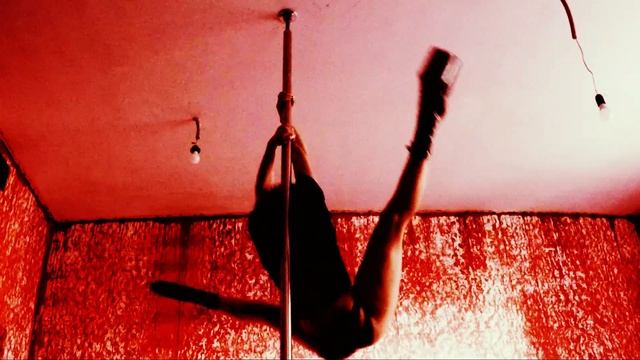 Alex Twisted - Erotic Zoophilism (Broken Hope metal pole dance) смотреть онлайн