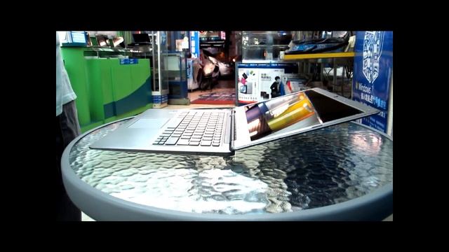 Acer Aspire S3 Ultrabook 螢幕最大開啟角度