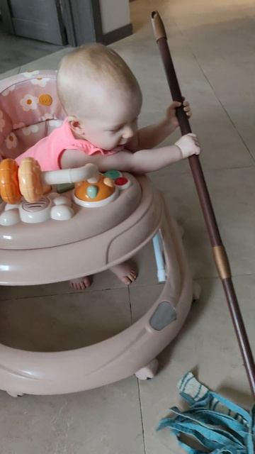 Розе Люксембург и Кларе Цеткин посвящается... 😄 #8марта #международныйженскийдень #праздник #женщин