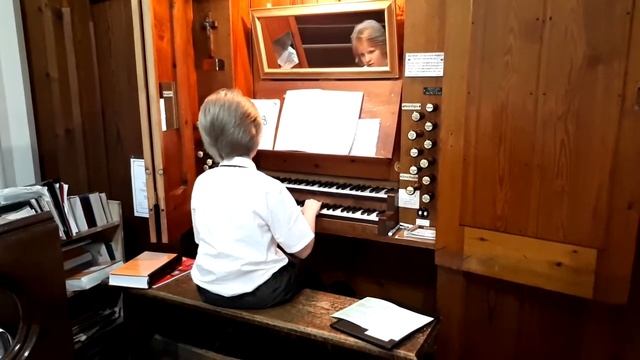 Poco Allegretto by Cesar Franck, Organ played by Sebastian Carrington. смотреть онлайн