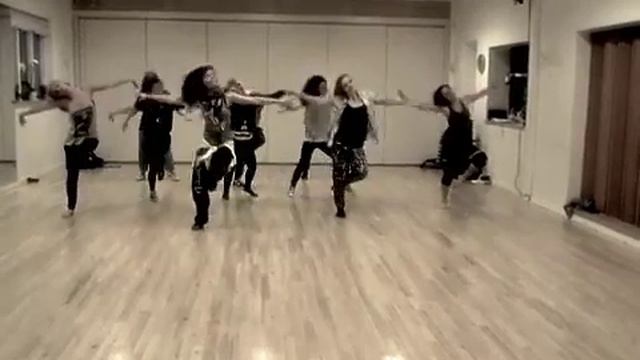 Turn Up The Music - Street Jazz смотреть онлайн