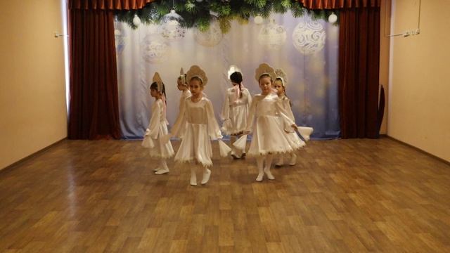 ТАНЕЦ КРУЖЕВОМ Детский танцевальный коллектив «СоюзКидс» смотреть онлайн