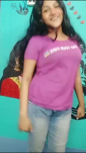 Dance Practice At Home By Young Girl смотреть онлайн