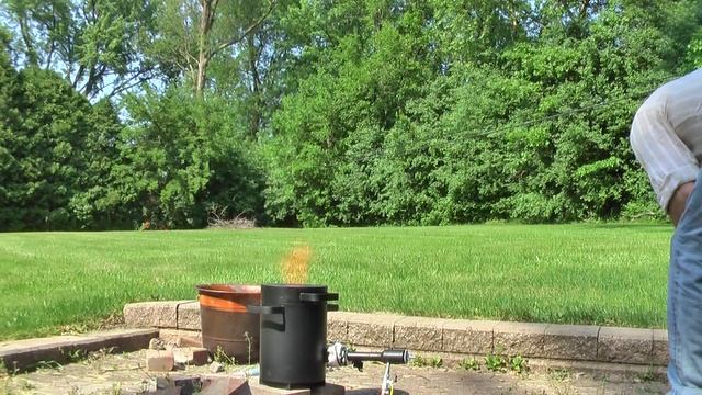 Seasoning (tempering) Graphite Crucibles with Borax смотреть онлайн