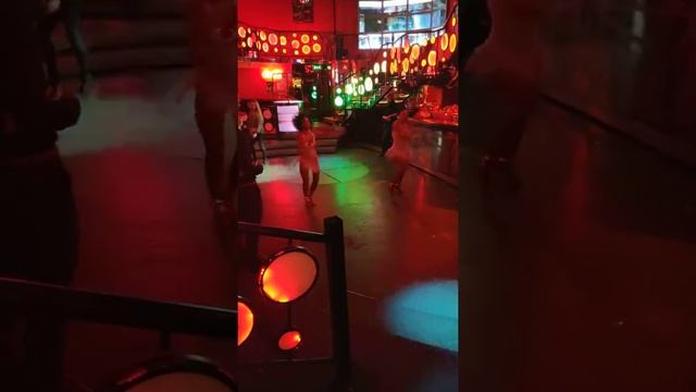 PAPA'S BAR & GRILL смотреть онлайн