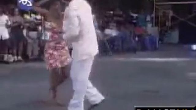 SALSA DANCING Wow! Take A Lesson Dance Partners Casino Style смотреть онлайн