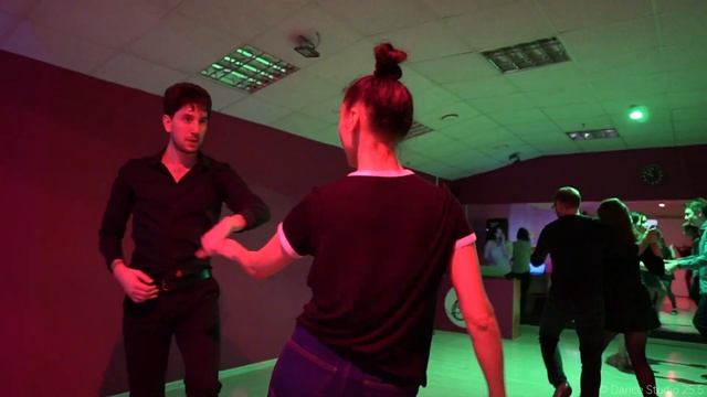 Salsa NY style. Robert & Anna Li || MAMBO party by Dance Studio 25.5 смотреть онлайн