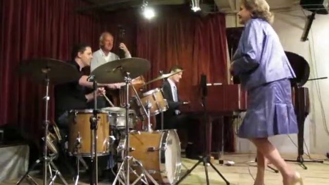 Rita Reys in regentenkamer maart 2010 смотреть онлайн