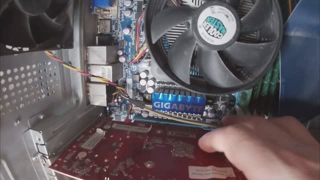 Не включается компьютер ! Завис биос ? ПЕРЕЗАГРУЗКА БИОСА ПОДРОБНО смотреть онлайн