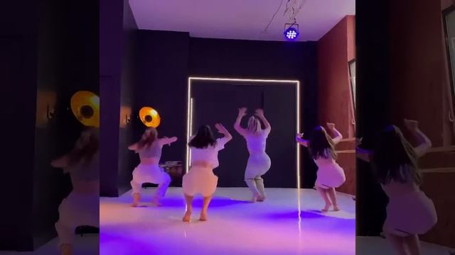 Street Jazz смотреть онлайн