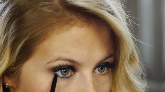 MAKE UP FOR EVER Artist Palette #2 | SMOKY EYE TUTORIAL | Milabu смотреть онлайн