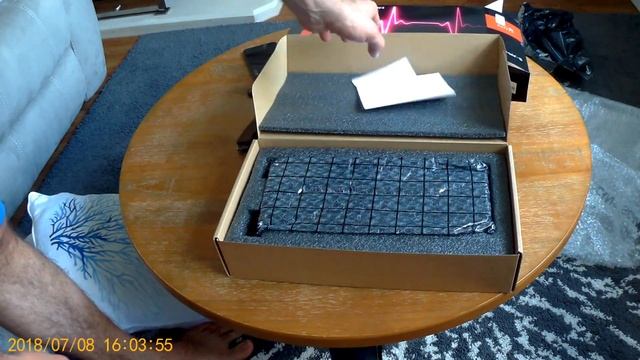 Unboxing Sapphire RX VEGA56 Pulse 8GB смотреть онлайн
