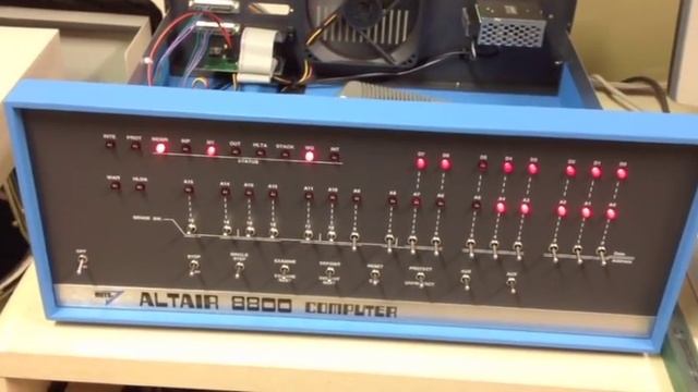 Altair 8800 - Video #31 - Altair Clone Music On Radio