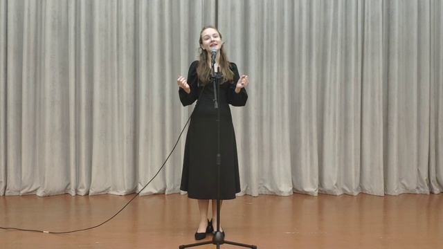 Фистикан_Алина_-Разговор_с_портретом смотреть онлайн