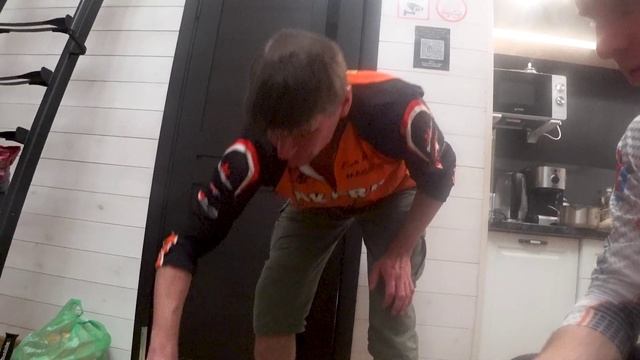 Готовим прикормку к зимнему соревнованию. смотреть онлайн