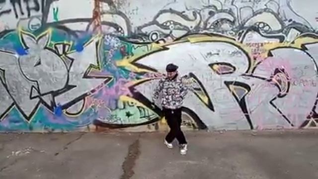 White On Black. Рух 