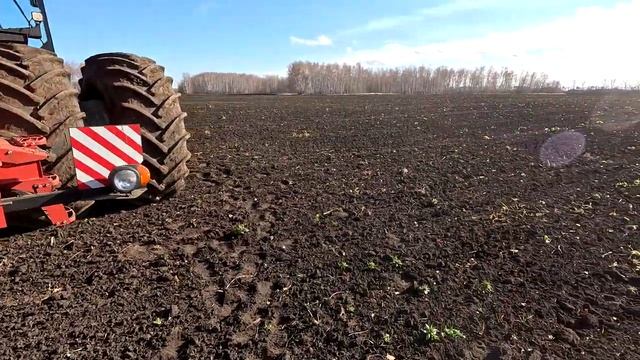 Обзор воздушного предочистителя PREDFILTER PF32 на трактор РСМ-2375 Бюллер Buhler