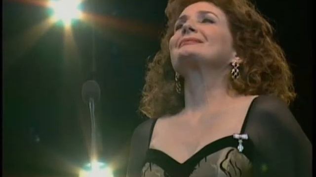 Inga Nielsen mit dem Schlussgesang aus "Salome" смотреть онлайн