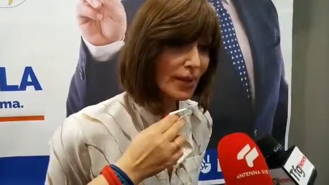 10-05-19 Anna Maria Bernini capogruppo Fi al Senato a Foggia per Landella смотреть онлайн