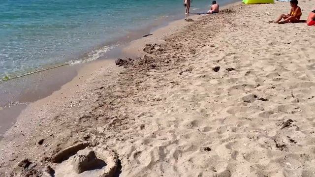 Один из лучших пляжей Крыма. Поповка смотреть онлайн