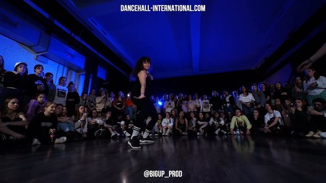 DANCEHALL INTERNATIONAL 2022 - 1VS1 BRUK IT DOWN BATTLE| JULIYAGO vs DASHA EBZEEVA [WIN] смотреть онлайн