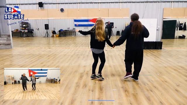 "El uno complicado" - Intermediate salsa move for couples смотреть онлайн