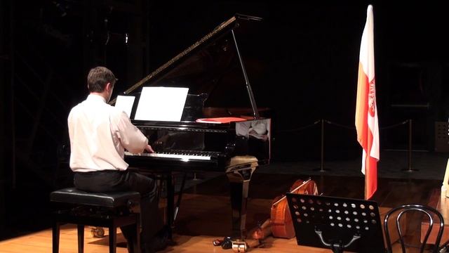 Chopin (1810-1849) 2 Mazurkas Op.30 No 1,2 by Karol Masternak смотреть онлайн