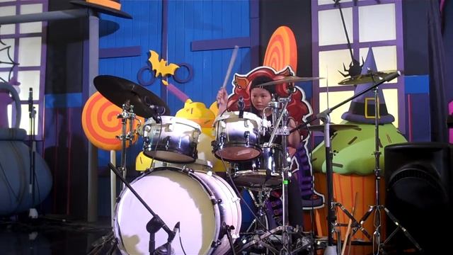 Cheryl Kim - AV7X's Welcome to the Family Drum Cover