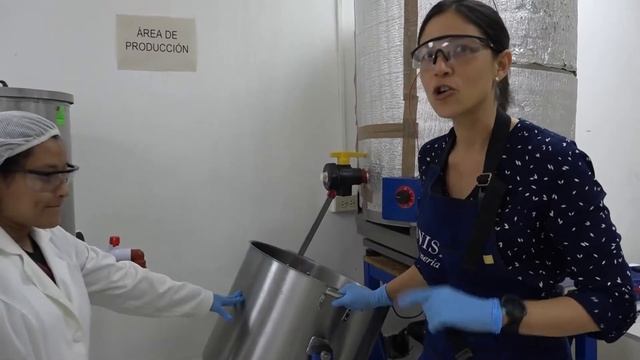 AGROTUBERS - ANA ISABEL/ MARÍA RUTH MORENO (ANISA) смотреть онлайн