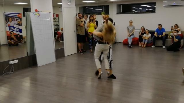 Герман бачата в латинкампани август 16 смотреть онлайн